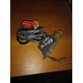 Доводчик замка двери Mercedes (123)