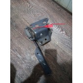 Петля подножки обслуживания Scania G400 269358 деф. RH (578)