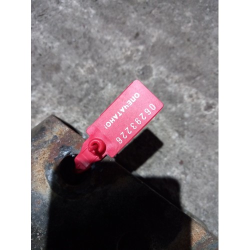 Кронштейн замка кабины Volvo FН (226), 1076698-2