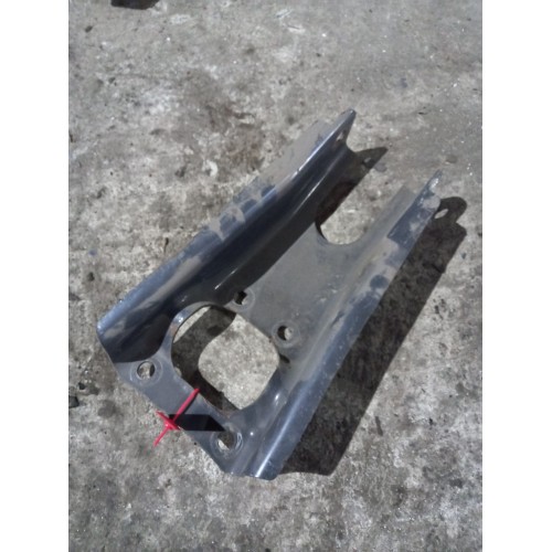 Кронштейн переднего амортизатора Volvo FH 12 (от 2004г) верхний (165), 3197808