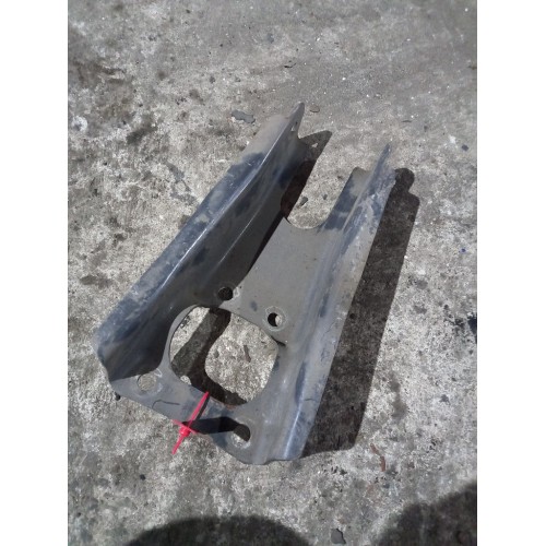 Кронштейн переднего амортизатора Volvo FH 12 (от 2004г) верхний (166), 3197808