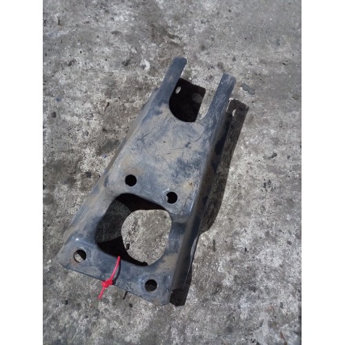 Кронштейн переднего амортизатора Volvo FH 12 (от 2004г) верхний (166), 3197808-1