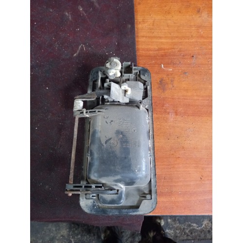 Ручка открывания двери Mercedes Actros-Axor наружняя LH (002), 9417600459-1