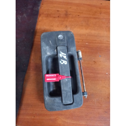 Ручка открывания двери Mercedes Actros-Axor наружняя LH (075), 9417600459