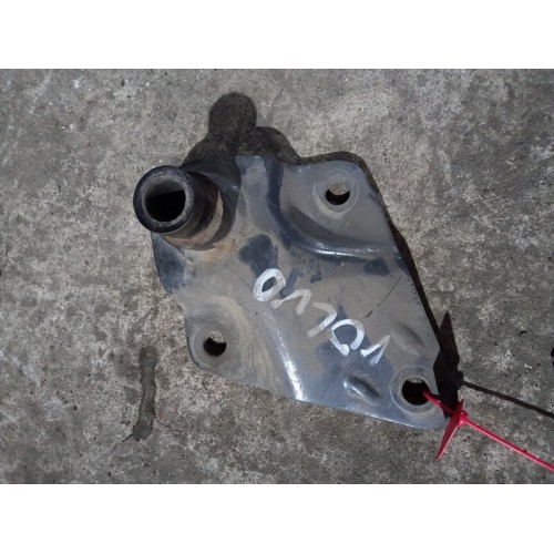 Кронштейн цилиндра подъема кабины Volvo (541), 1075787