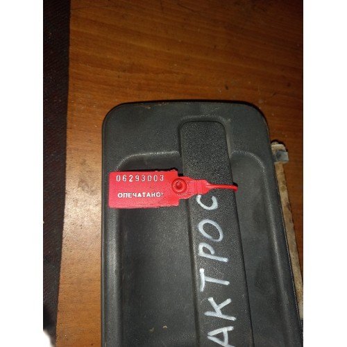 Ручка открывания двери Mercedes Actros-Axor наружняя RH (003), 9417600559-1