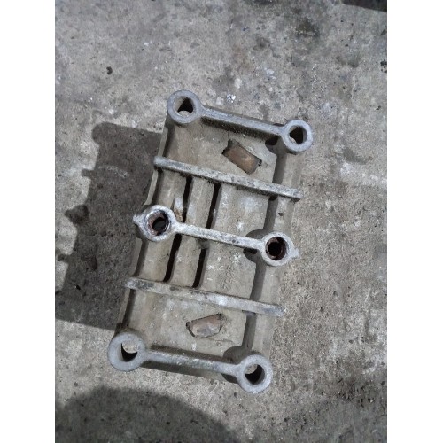 Подушка двигателя задняя Mercedes (535), 9412415713-1