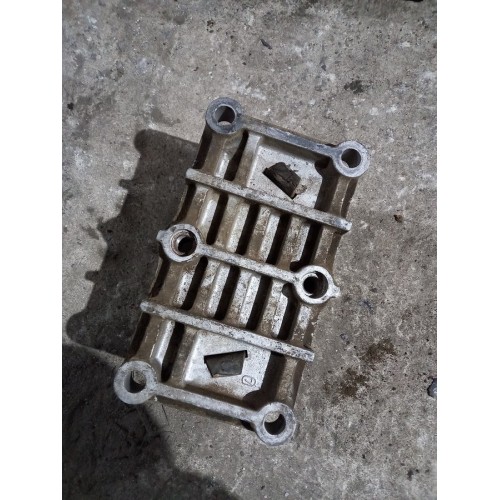 Подушка двигателя задняя Mercedes (532), 9412415713-3