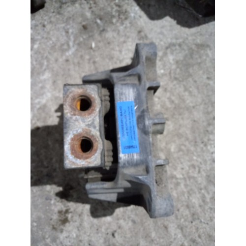 Подушка двигателя задняя Mercedes (531), 9412415713