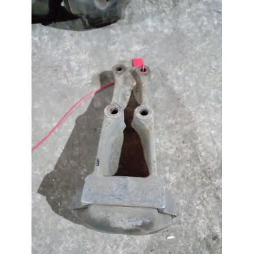 Отбойник заднего моста Mercedes (674), 9423251809-1