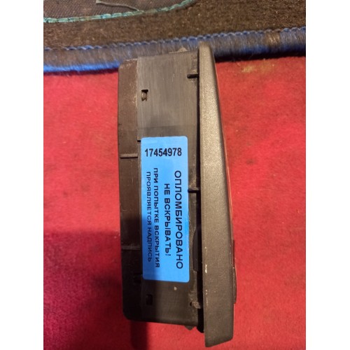 Блок управления стеклоподъемником MAN TGX RH (978), 81258067083-1