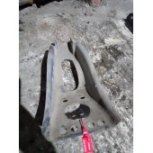 Кронштейн переднего амортизатора Mercedes верхний (753)