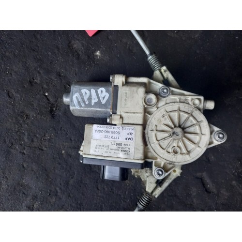 Стеклоподъемник DAF 105 822577 в сборе RH (641), 1779722-1