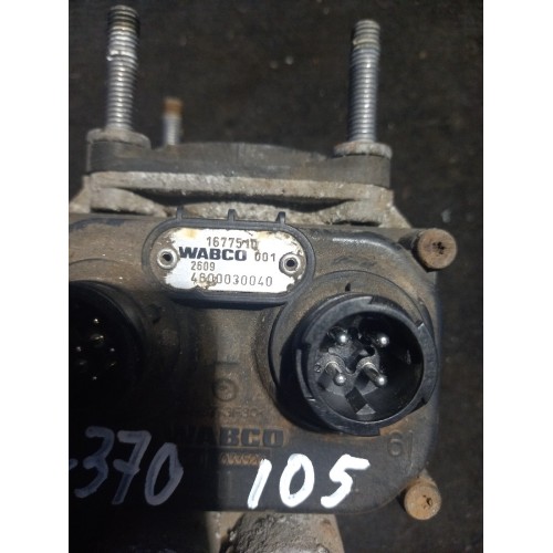 Кран главный тормозной DAF 105 864727 (616), 1677510-2