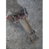 Кронштейн реактивной тяги (бугель) Mercedes (719)