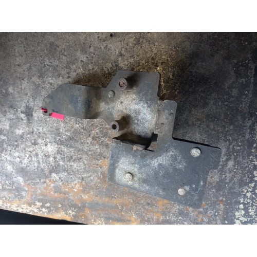 Кронштейн крепления троса КПП Renault (719), -2