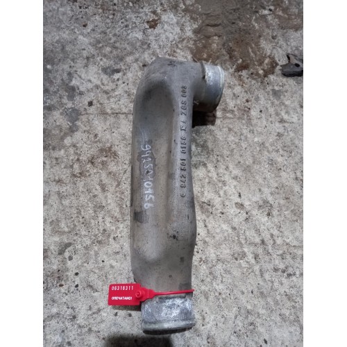 Патрубок охлаждения Mercedes OM 501 (311), 9425010156