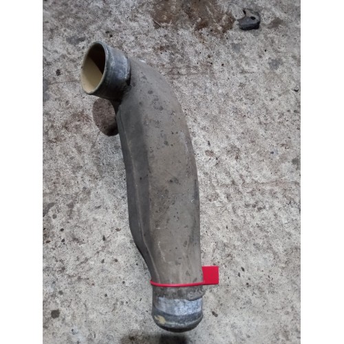 Патрубок охлаждения Mercedes OM 501 (313), 9425010156-1