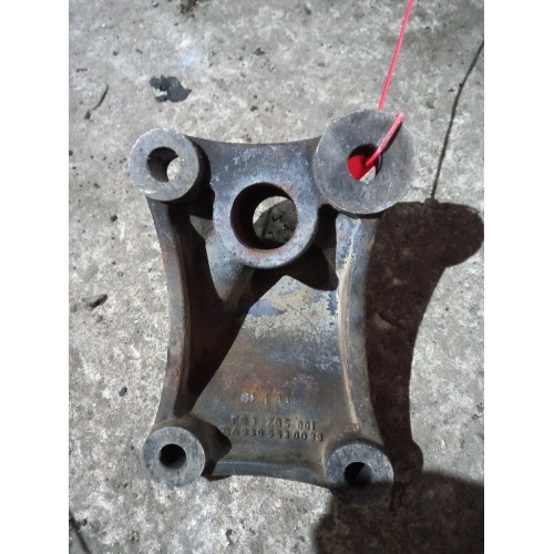 Кронштейн цилиндра подъема кабины Mercedes (209), 9305530038-2