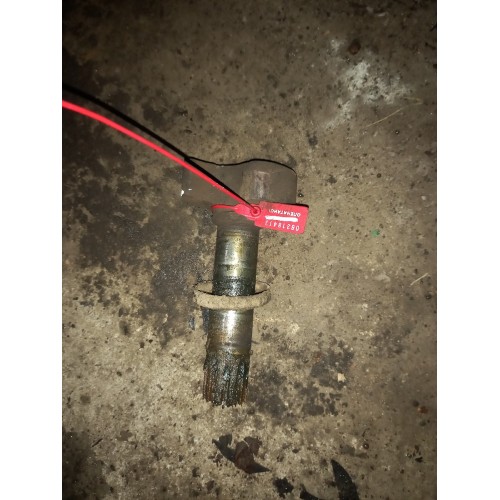 Тормозной вал 10 шлицов Scania P340 633203 20см RH (413) , 