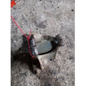 Кронштейн передней рессоры Scania P340 633203 передний (889)