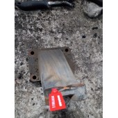 Кронштейн двигателя Mercedes Axor (038)