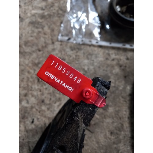 Крышка двигателя лобовая Mercedes Actros (048), 51015013035-2