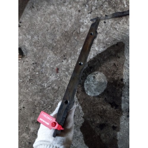 Крышка двигателя лобовая Mercedes Axor (044), 4570111107-3