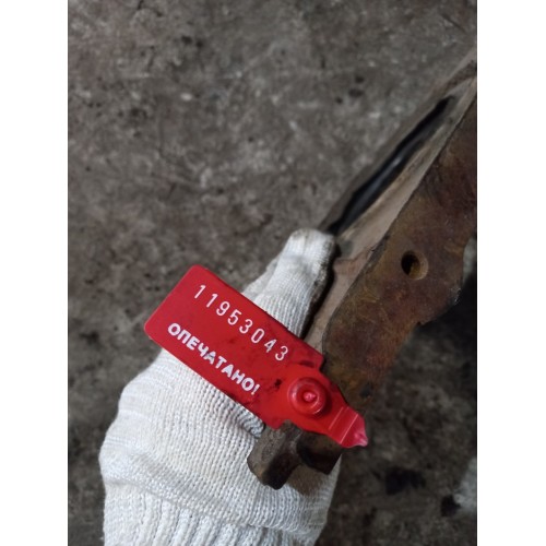 Крышка двигателя лобовая Mercedes Axor (043), 4570111107-1