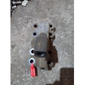 Кронштейн V-образной тяги Mercedes (062)