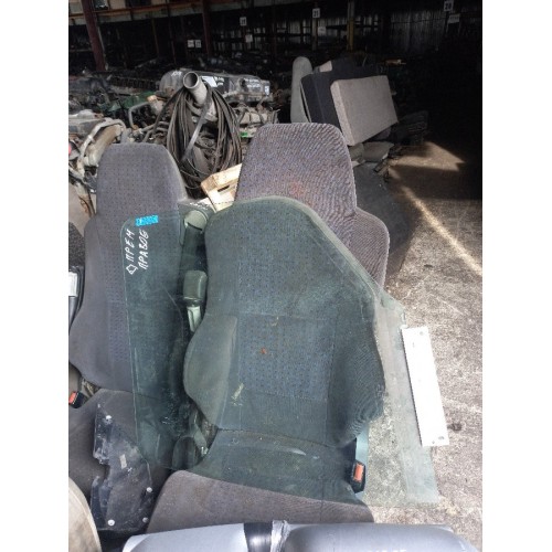 Стекло двери (основное) Renault Premium 007695 RH (382), 