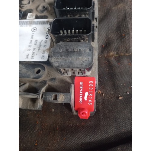 Блок управления светом Mercedes Actros Axor (146), 0004462261-2