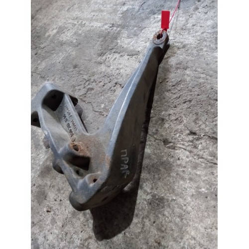 Кронштейн кабины Mercedes Actros MP3 MEGA передний RH (010), 9303171301-3