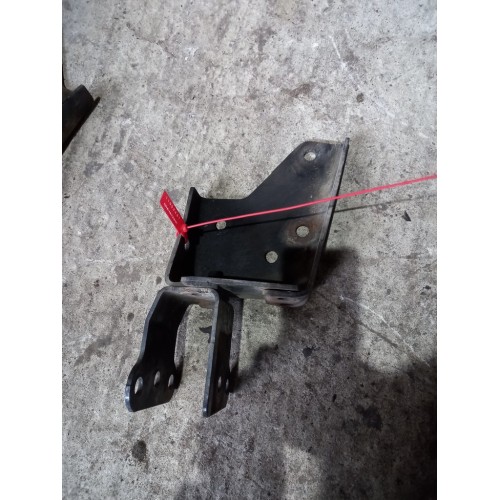 Кронштейн Mercedes Actros (497), 