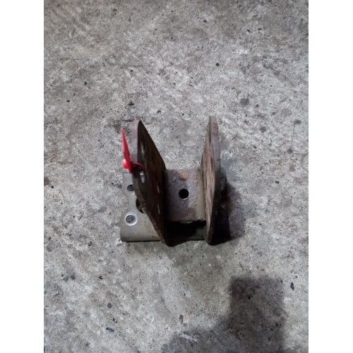 Кронштейн усилителя бампера Mercedes Actros (060), 