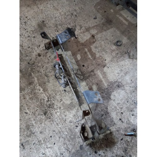 Кронштейн розеток Mercedes Axor (562), 9303100158-1