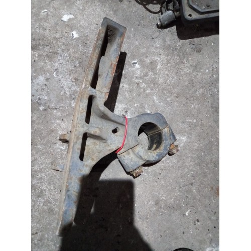 Кронштейн переднего стабилизатора+крон. перед. амортизатора Mercedes RH (608), 9433234184-1