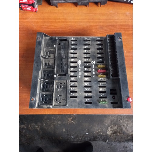 Блок предохранителей Mercedes (131), 0015430615