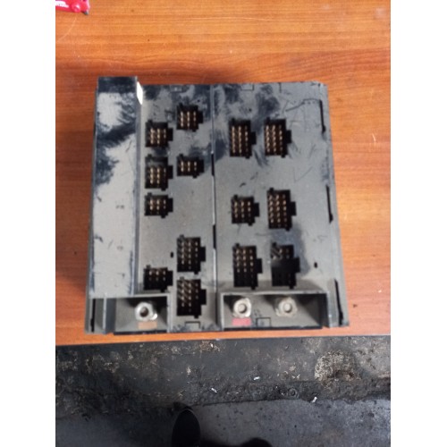 Блок предохранителей Mercedes (131), 0015430615-1