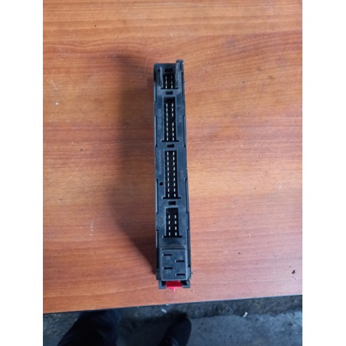 Блок предохранителей Mercedes (055), 0005438515-3