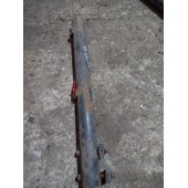 Кронштейн полукрыла (труба) Mercedes Actros задний (590)