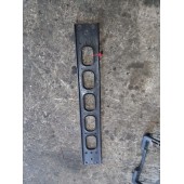 Кронштейн решетки радиатора Renault Premium 016340 (201)