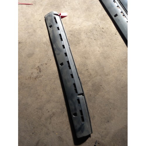 Накладка на торпедо (верхняя часть)(воздуховод лобового стекла) DAF 95/105 RH (979), 1297410