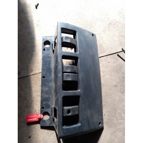 Накладка на торпедо DAF CF центральная часть (960), 1352588