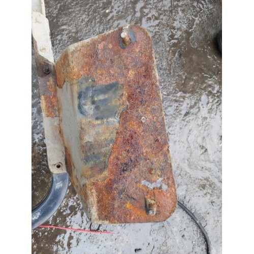 Кронштейн переднего крыла Renault Premium 016340 LH (645), 20493928-2