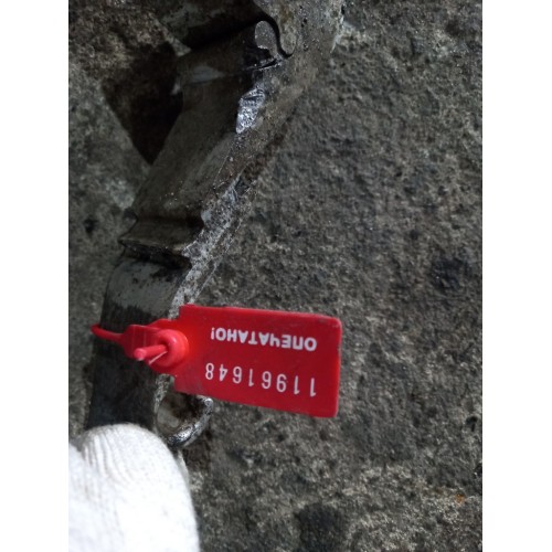 Скоба заднего крыла Volvo (648), -1