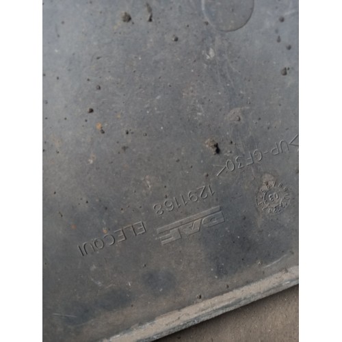 Подкрылок основной подножки DAF 95/105 передний LH (823) , 1291168-3