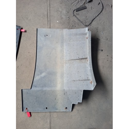 Подкрылок основной подножки DAF 95/105 передний LH (822) , 1291168-3