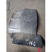 Подкрылок основной подножки DAF 95/105 передний LH (821) 