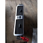 Дефлектор салона MAN TGX/TGS центральный (941)